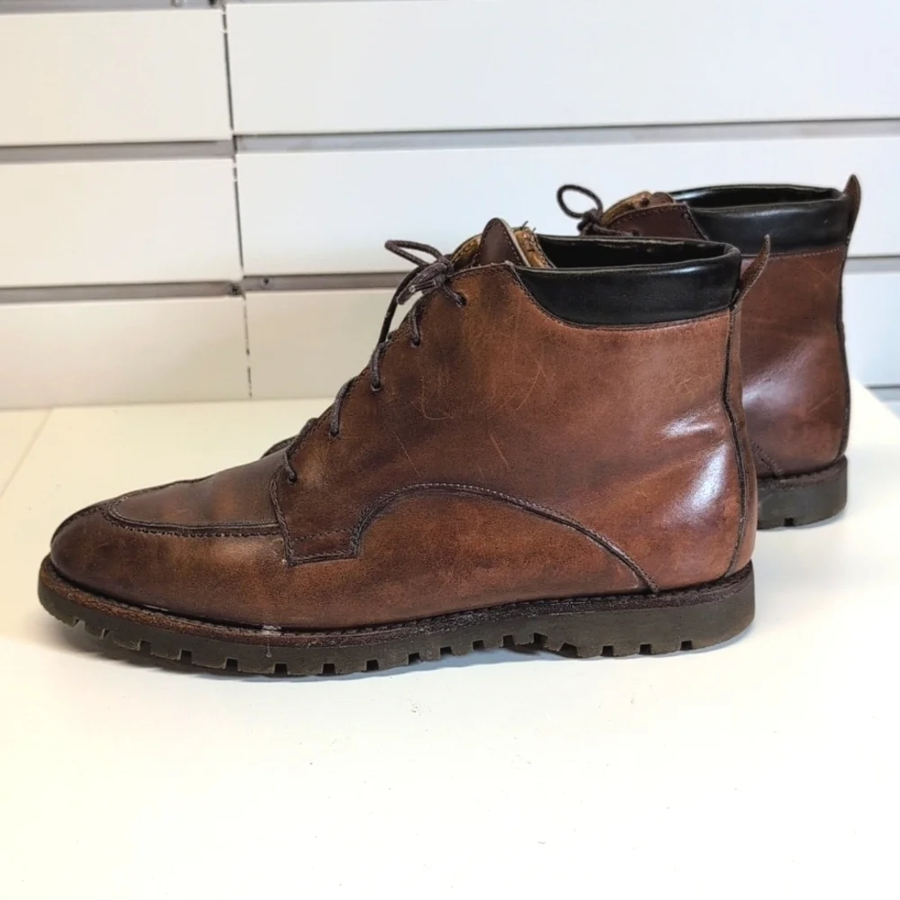 Cole Haan Country VTG Chukka Boot Vibram Sole 8.5 brown EUC